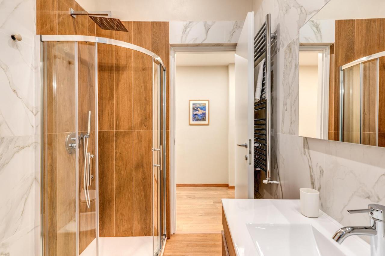 Apartamento Downtown Srl - Croce Di Malta Royale La Spezia Exterior foto
