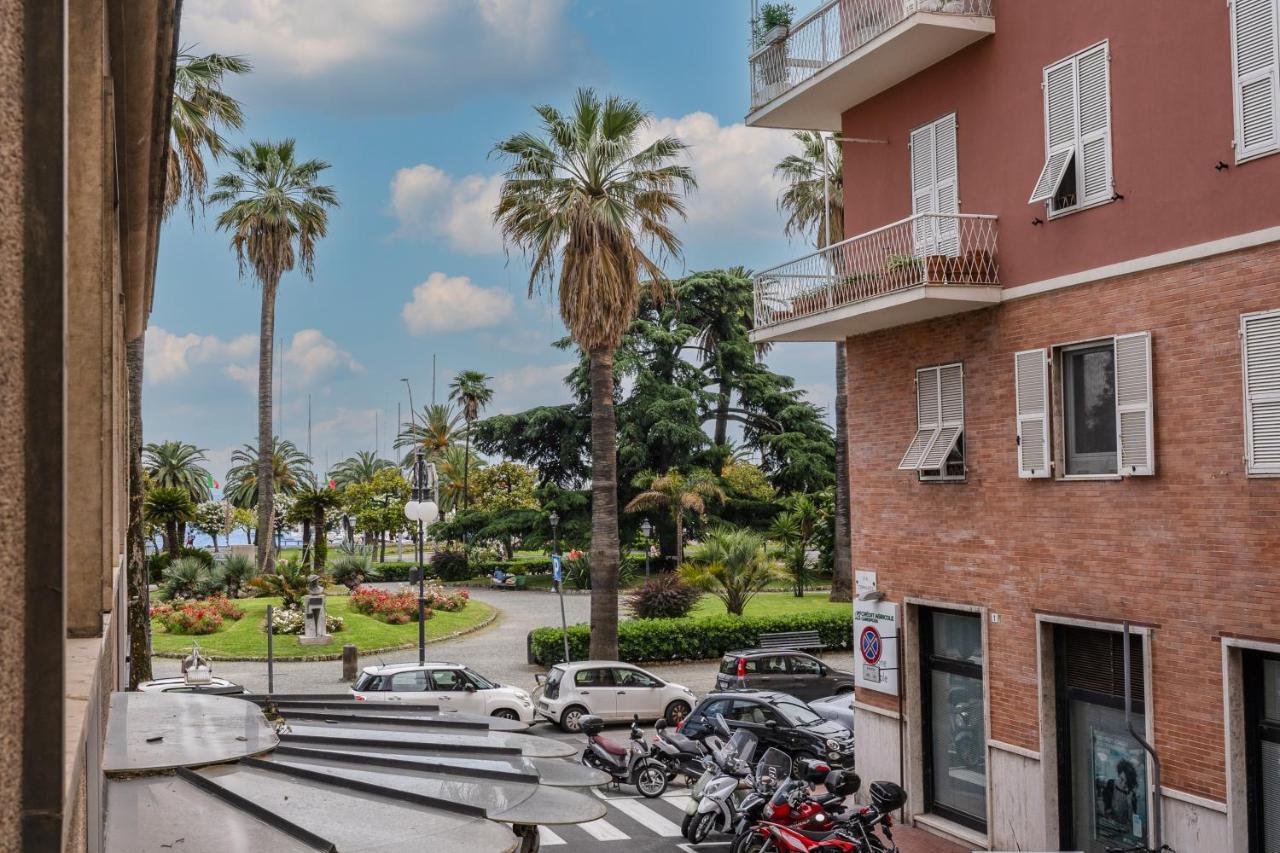 Apartamento Downtown Srl - Croce Di Malta Royale La Spezia Exterior foto